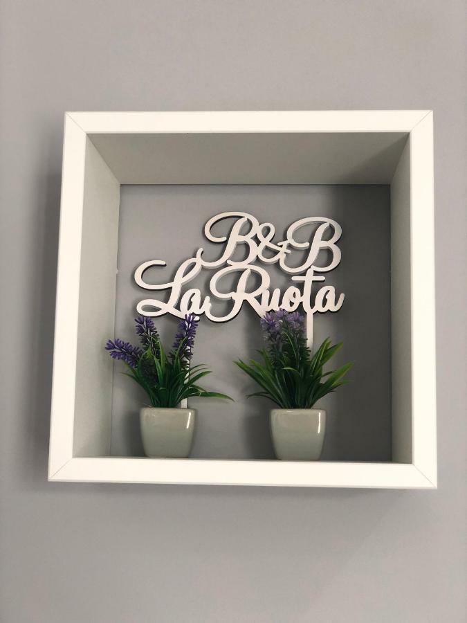 טראסיני La Ruota B&B מראה חיצוני תמונה